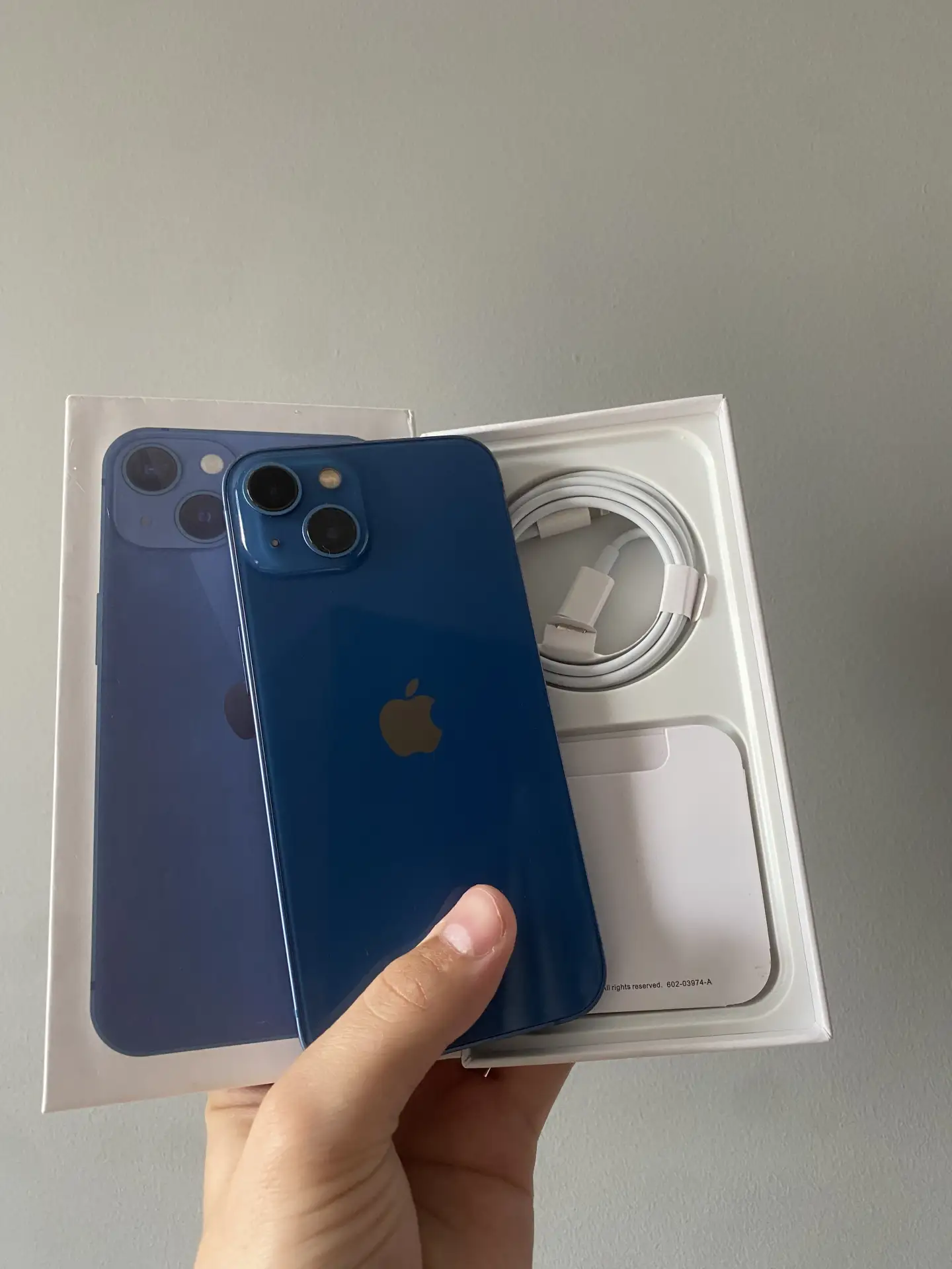 🍎iPhone 13 на 128 gb 
✅True Tone и Face  ID работает 
✅АКБ - 100% ( менялся на ориг)
✅Полностью раб