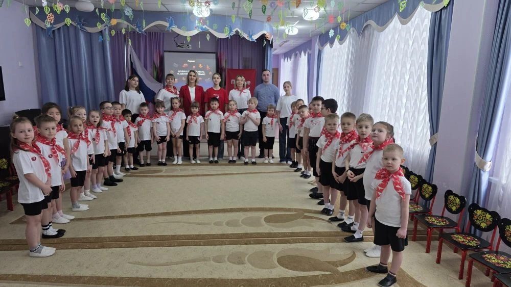 🌟Мы - Движение Первых!
Торжественное посвящение в г. Кемерово!
Сегодня в стенах МАДОУ №20 произошло