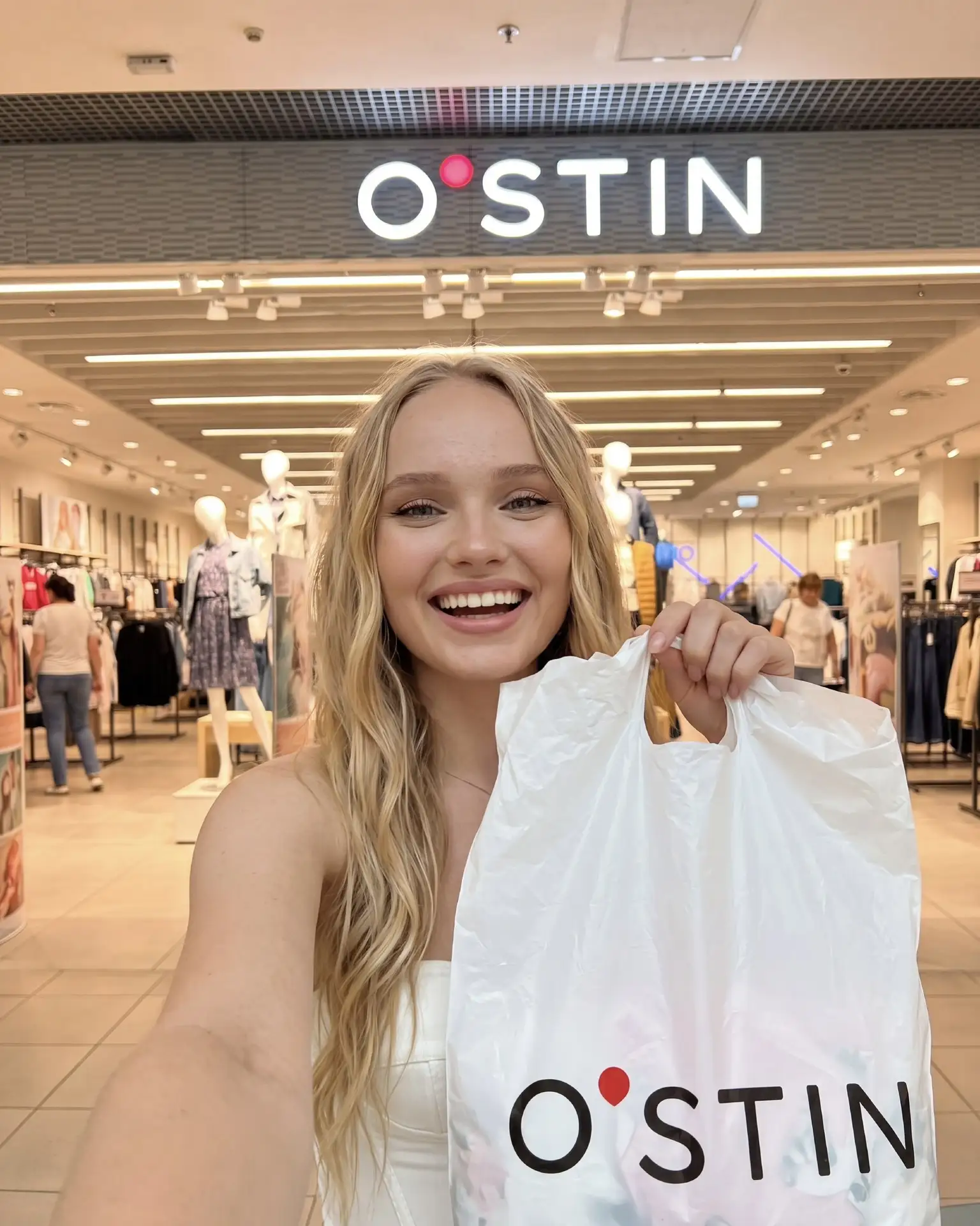 Новая летняя коллекция в O’STIN✨

Лето – это когда хочется одеться быстро, легко и выглядеть классно