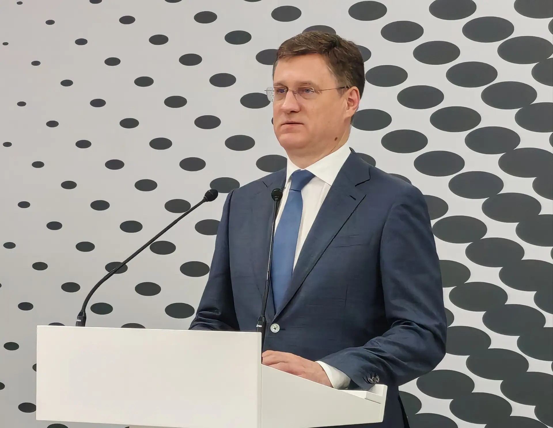 Сегодня в Тольятти работают заместитель председателя Правительства РФ Александр Валентинович Новак и