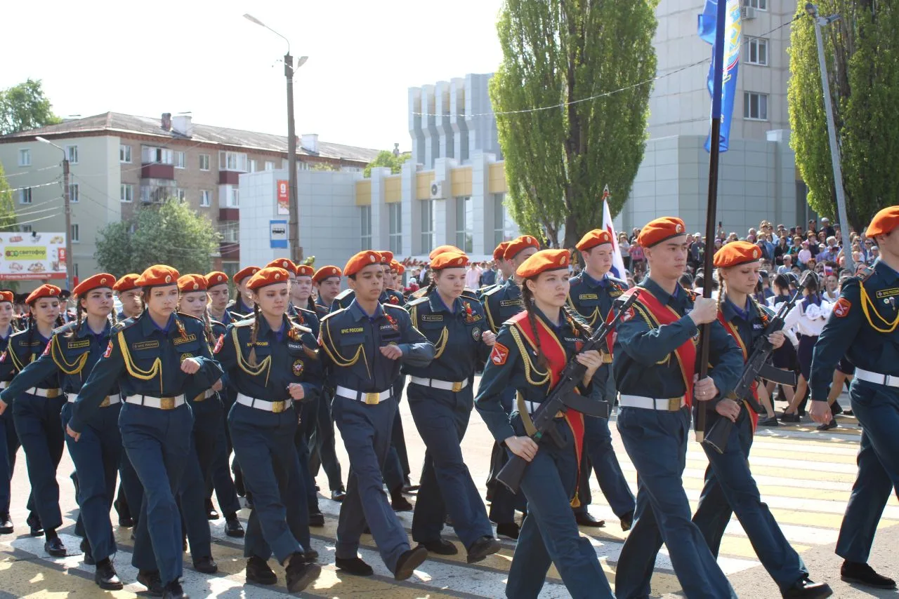 РАВНЕНИЕ НА ЗНАМЕНА!

🇷🇺 Строевым шагом - марш!
9 мая военно - патриотический клуб "Альтаир" #МБОУ