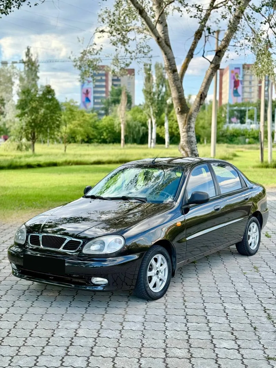 Продам Chevrolet Lanos 2010 года, 1.5 на механике. Честный, простой и недорогой в обслуживании автом