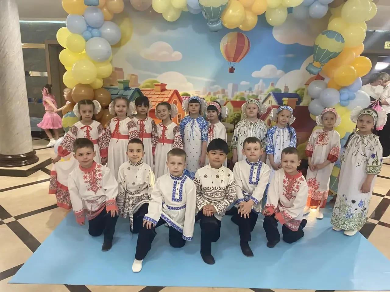 ✨ Праздник в честь 175‑летия Читы и Дня защиты детей состоялся в драмтеатре им. Н. А. Березина! ✨
На