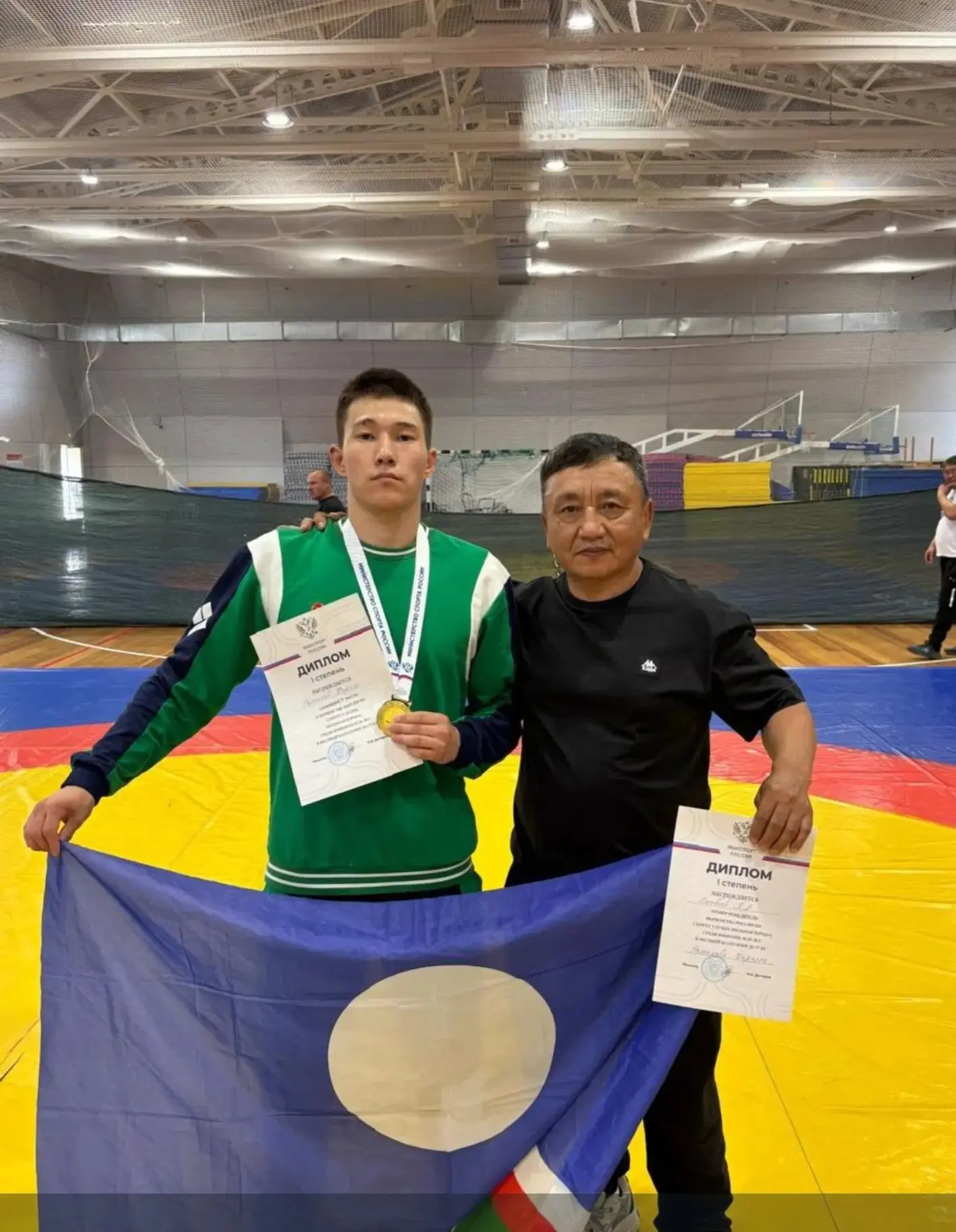 Гордимся нашим выпускником! 🏆

Выпускник 11Б класса 2026 года Охлопков Кирилл стал победителем перв