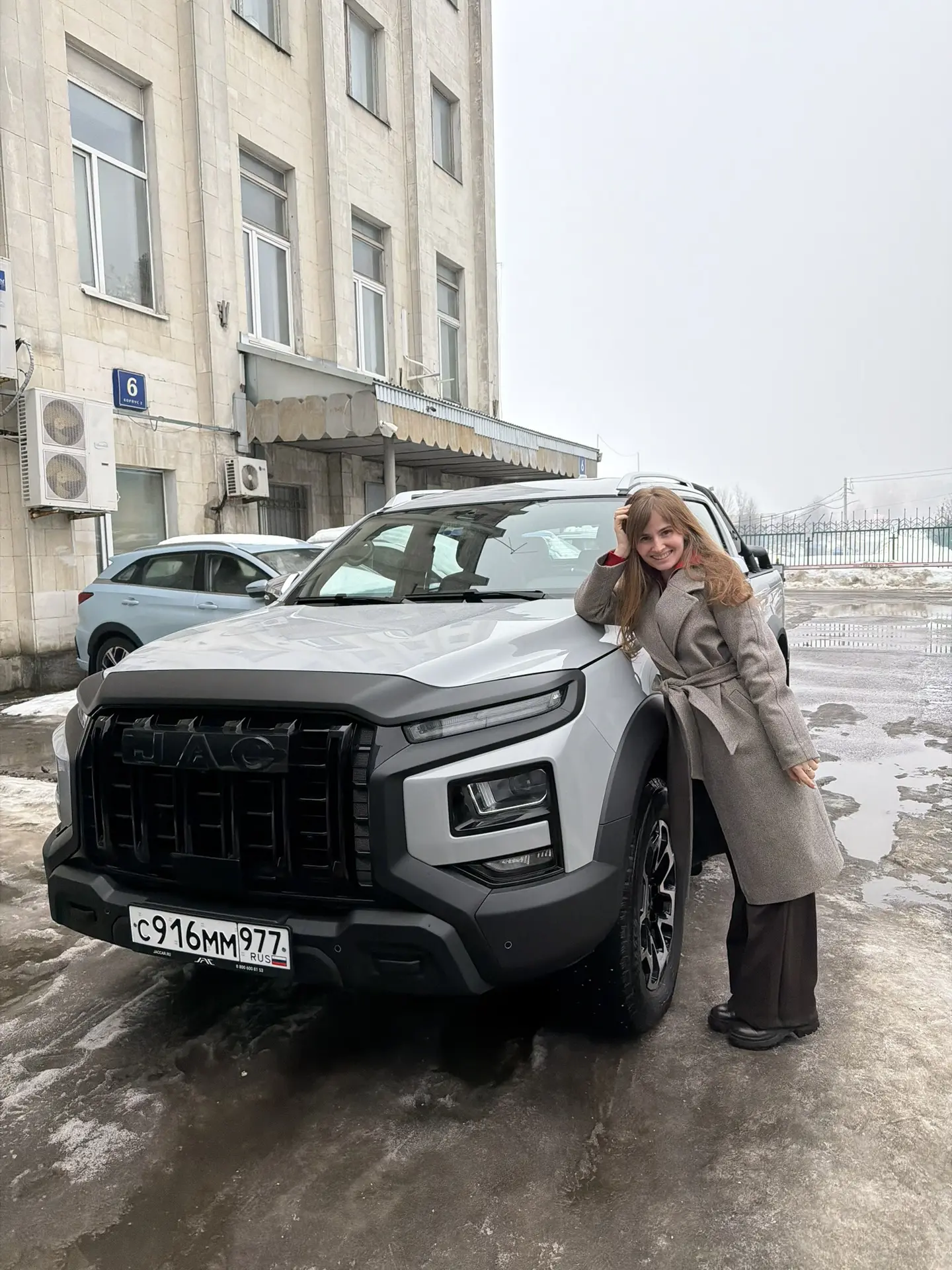 У меня новая машина на тест драйв! Решила не дожидаться красивых фото ( в такую погоду их вообще мож
