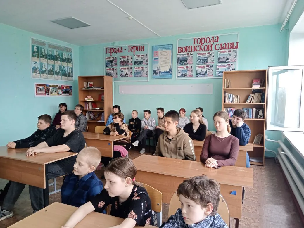 Профилактика детского дорожно- транспортного травматизма. В МКОУ "Мирная СШ" проведены ряд мероприят