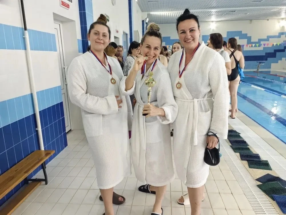 🌊🏊‍♀Плавание — один из самых позитивных видов спорта. Давно доказано, что не только плавание, но и