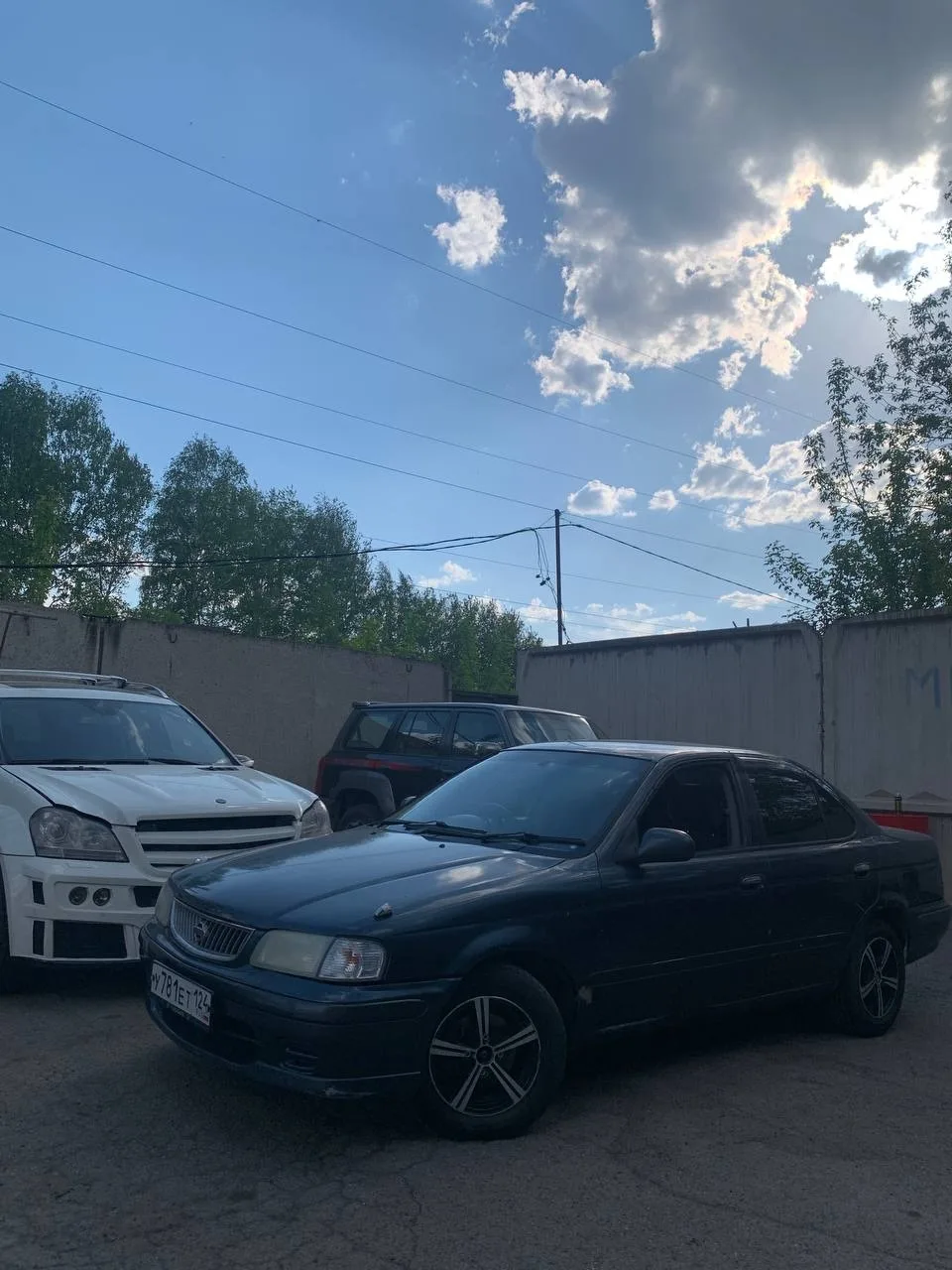 Nissan Sanny 1999г. ✅
Ходовка ОТС ✅
Двигатель ОТС ✅
Коробка ОТС ✅
Не гнилая ✅
Кузов требует небольшо