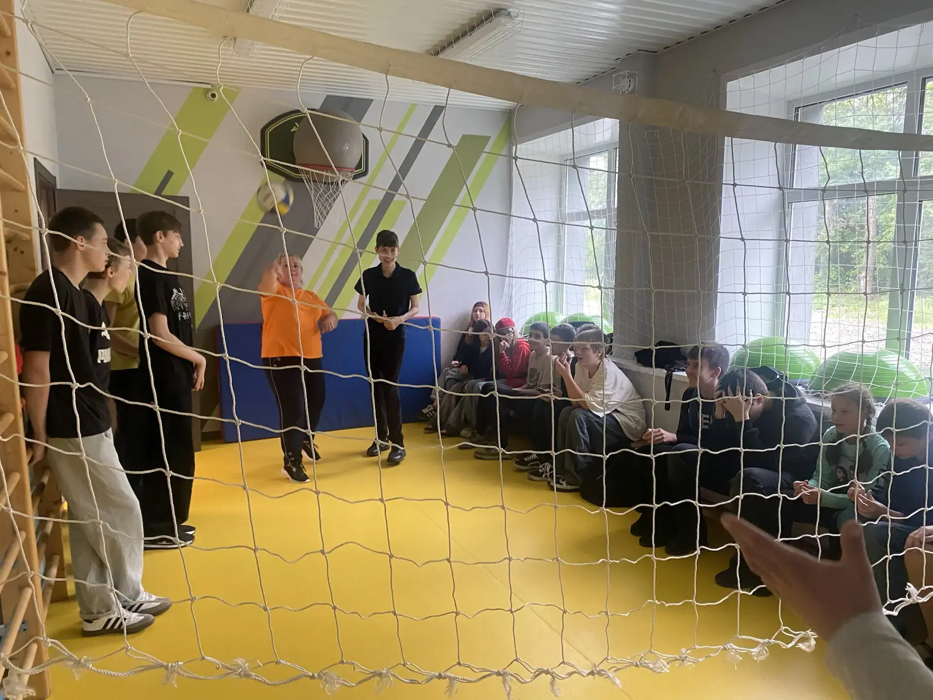 В ПРЕДДВЕРИИ ДНЯ ЗАЩИТЫ ДЕТЕЙ...

В нашей школе прошли яркие и запоминающиеся мероприятия, посвящённ