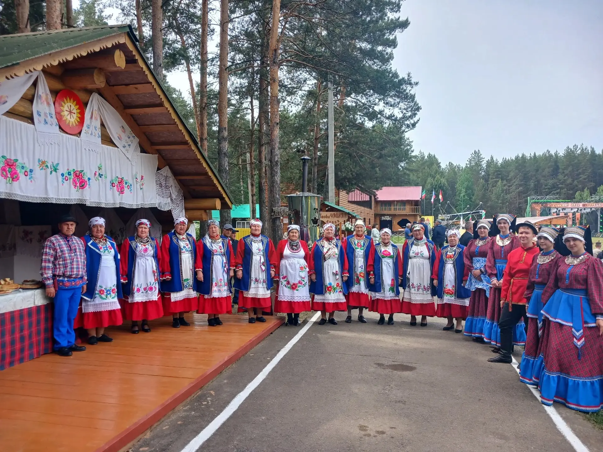 💚Татарстан районнарында Сабантуйлар гөрләп узды. 

Бәйрәмдә керәшен йортлары да эшләде😍
 
🌿Питрәч