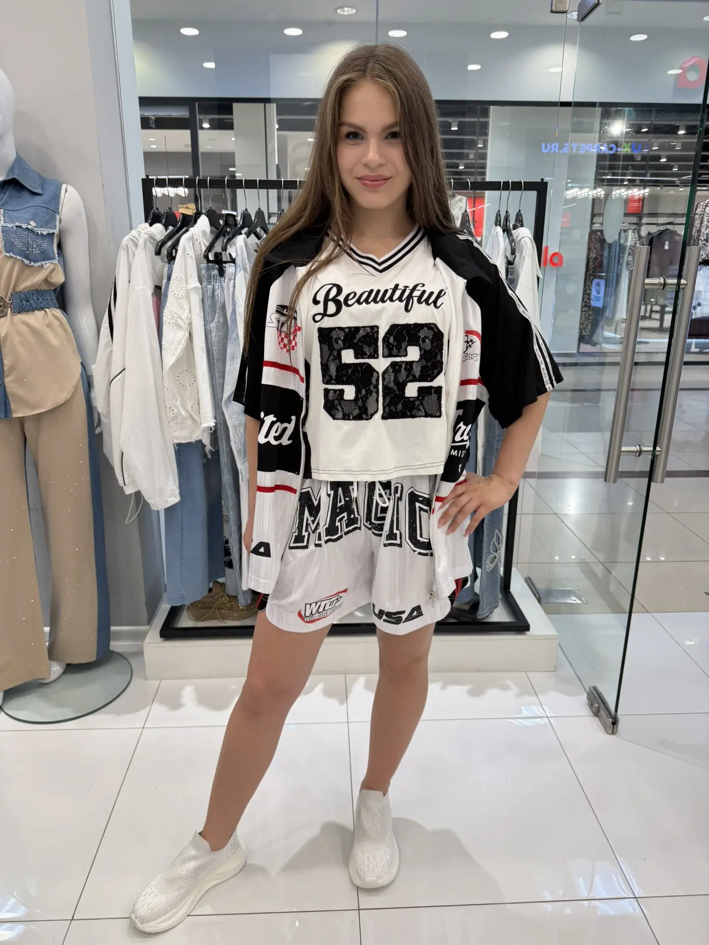 Костюм   Тройка   💗💗💗
Размер:     44. 46. 48. 50. 52
Цена:          6.950₽

Для заказа: 
MAX:
[ко