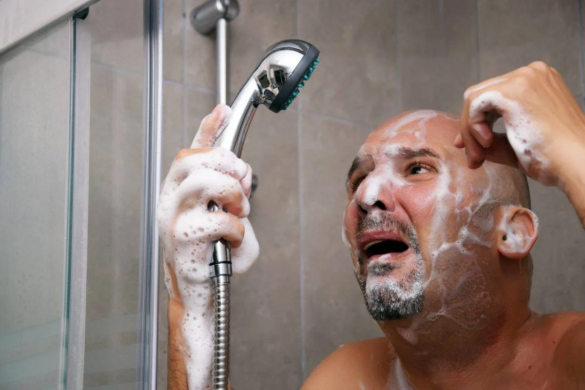 ❗Перерасчёт за горячую воду: кому и как сделают

Жителям Озёрска, которые платят за горячее водоснаб
