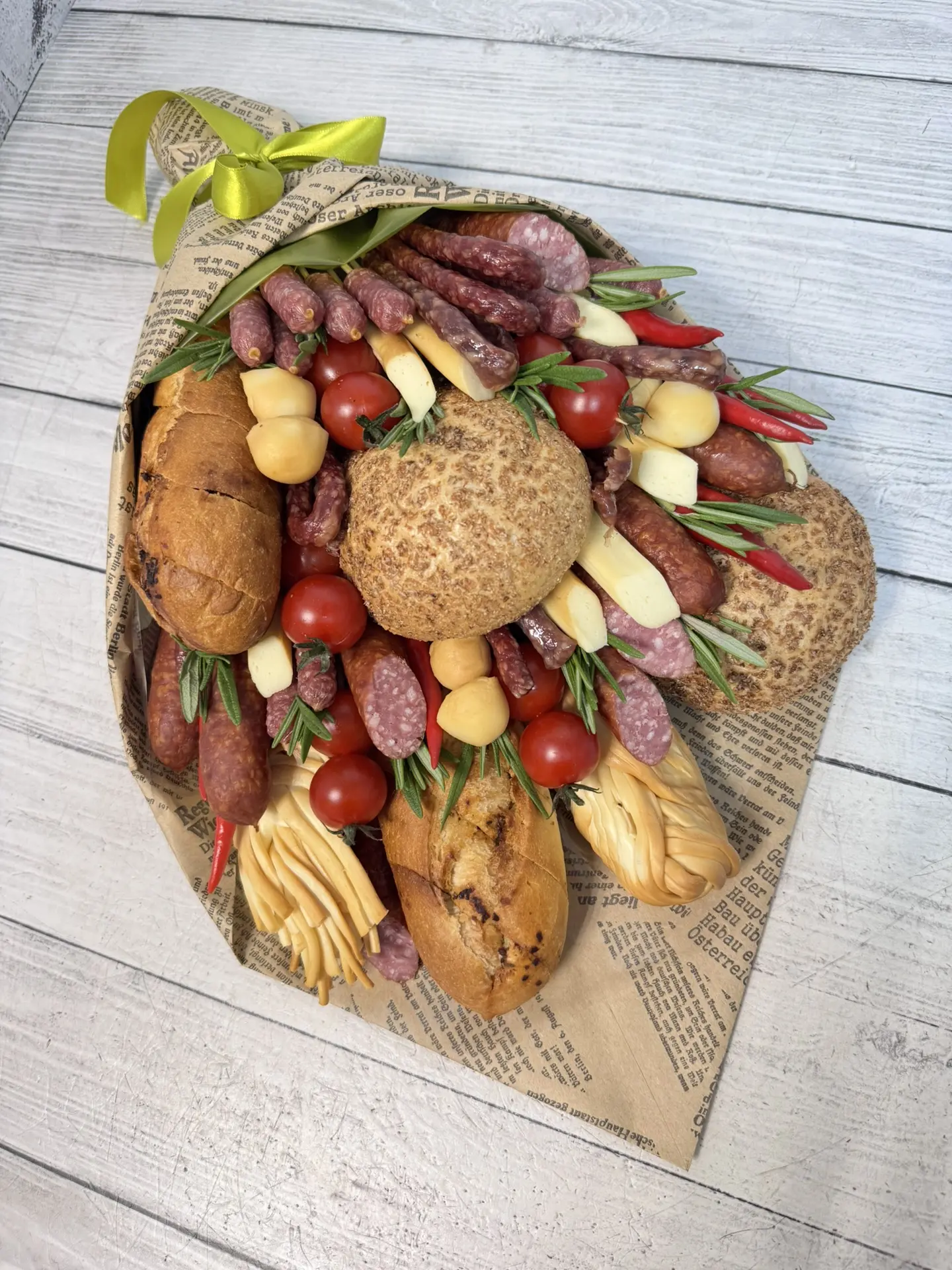 Подарите друзьям эмоции, которые можно попробовать на вкус! 🥖🥩

💰3200 рублей.

📍 Собираю букеты 