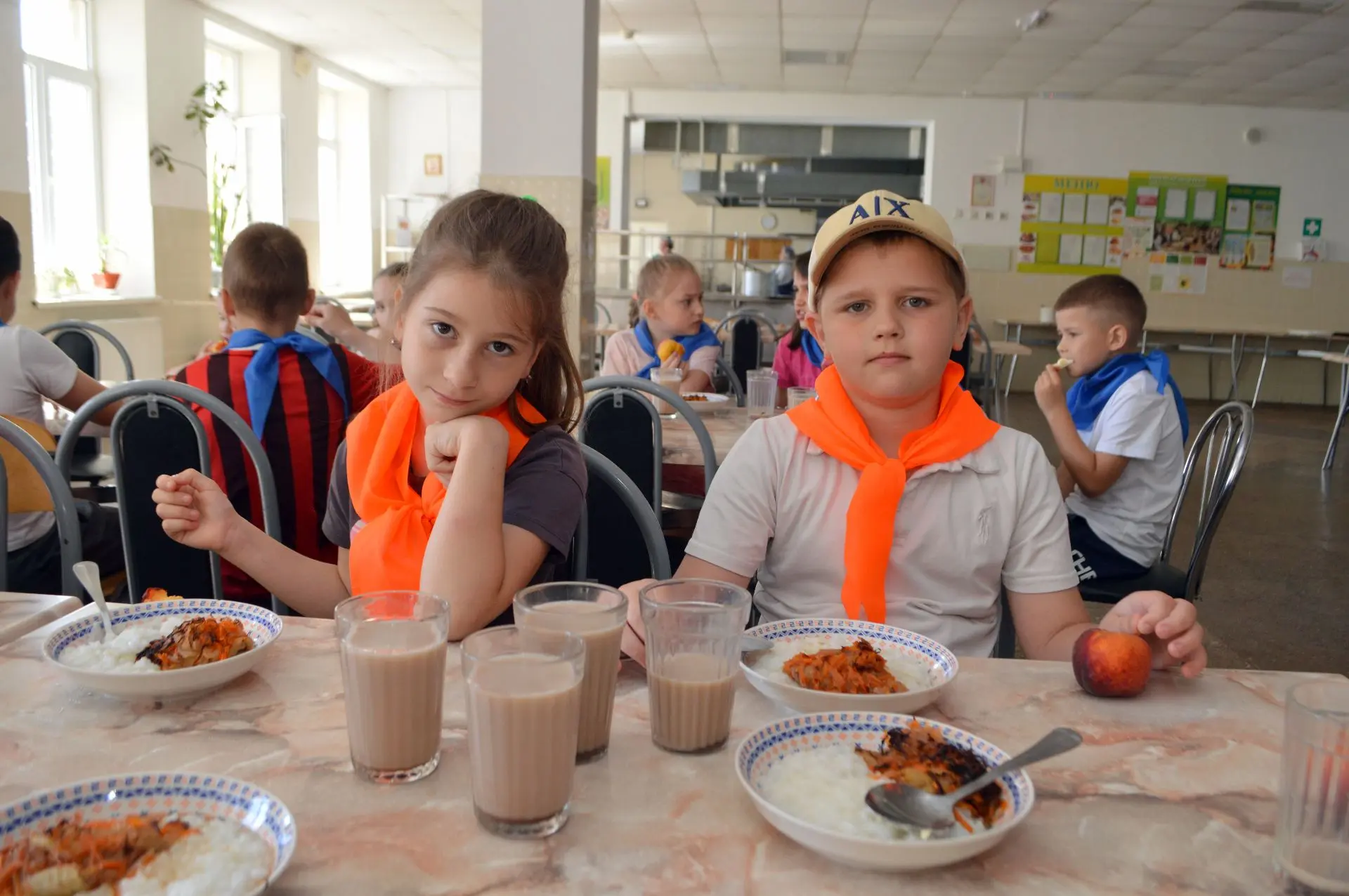 🍓ЛЕТО 2026 🍏 
 👫 ДЕНЬ 8 🥳

Утро ясное пришло,
Завтрак утро принесло! 

Завтрак в лагере дневного