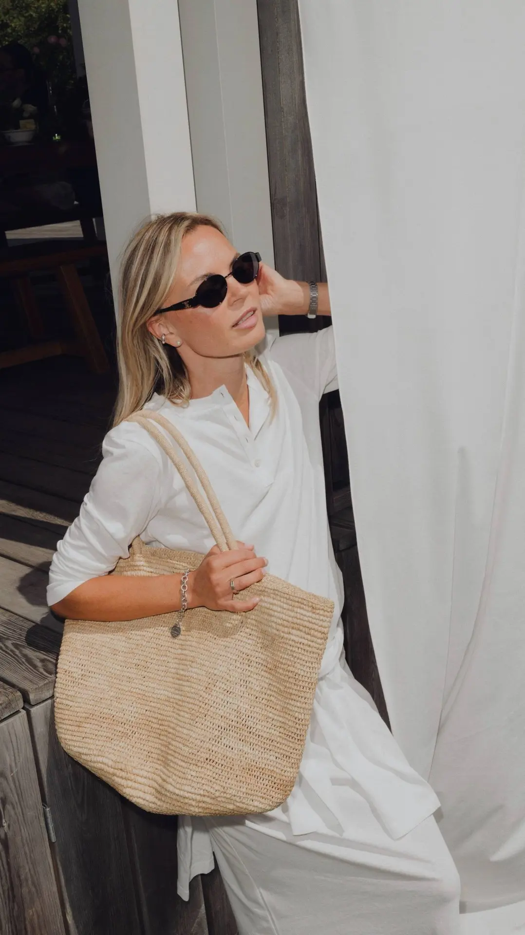 И #lookoftheday выбрала стильный и комфортный: под атмосферу и  настроение места, где вычурность абс