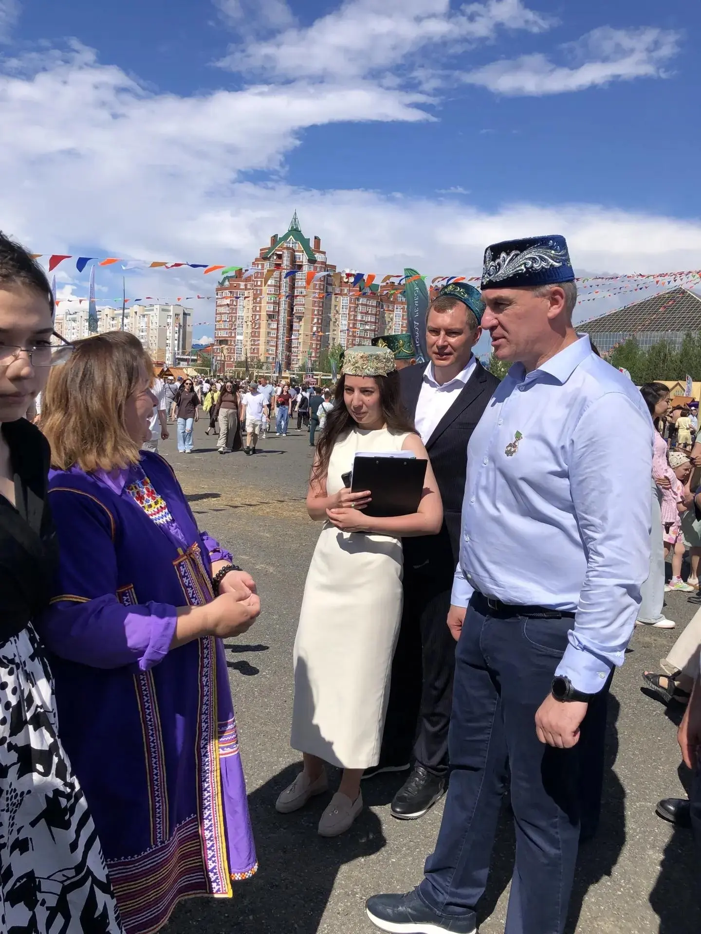 7 июня на Центральной городской площади города Сургут с большим успехом прошел III Международный Ирт