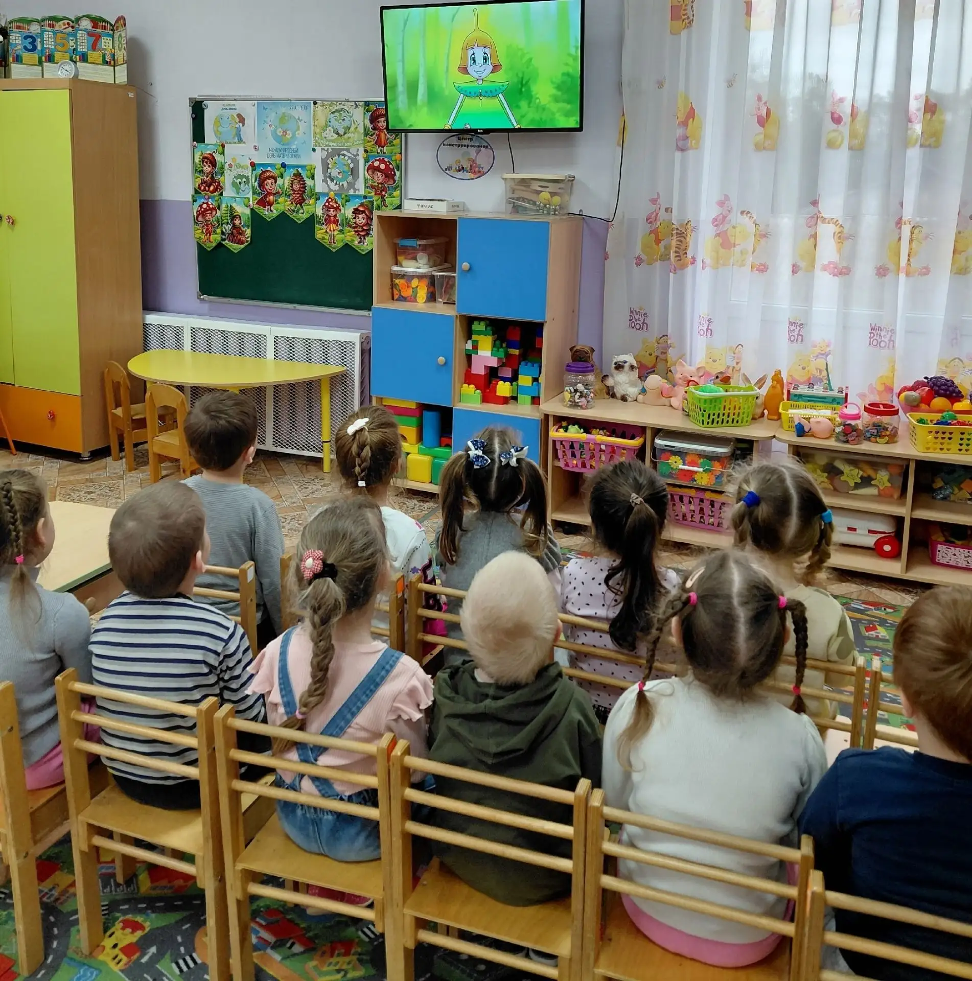 Тематический день «День эколят» в ДОУ
 
В нашем дошкольном образовательном учреждении с целью привит
