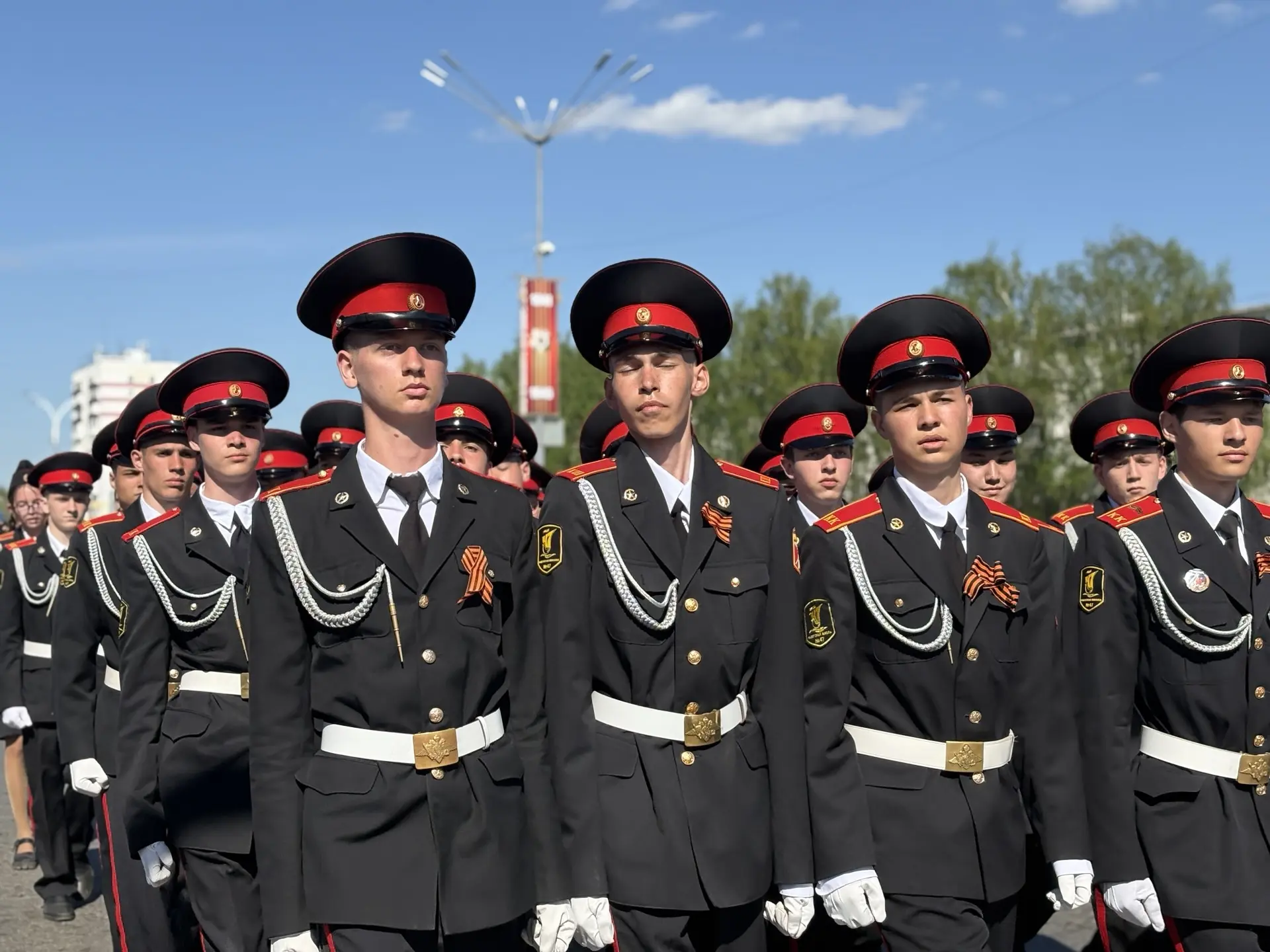 🪖 Гордость и честь! 🇷🇺

Сегодня наши кадеты приняли участие в торжественном Параде Победы, посвящ
