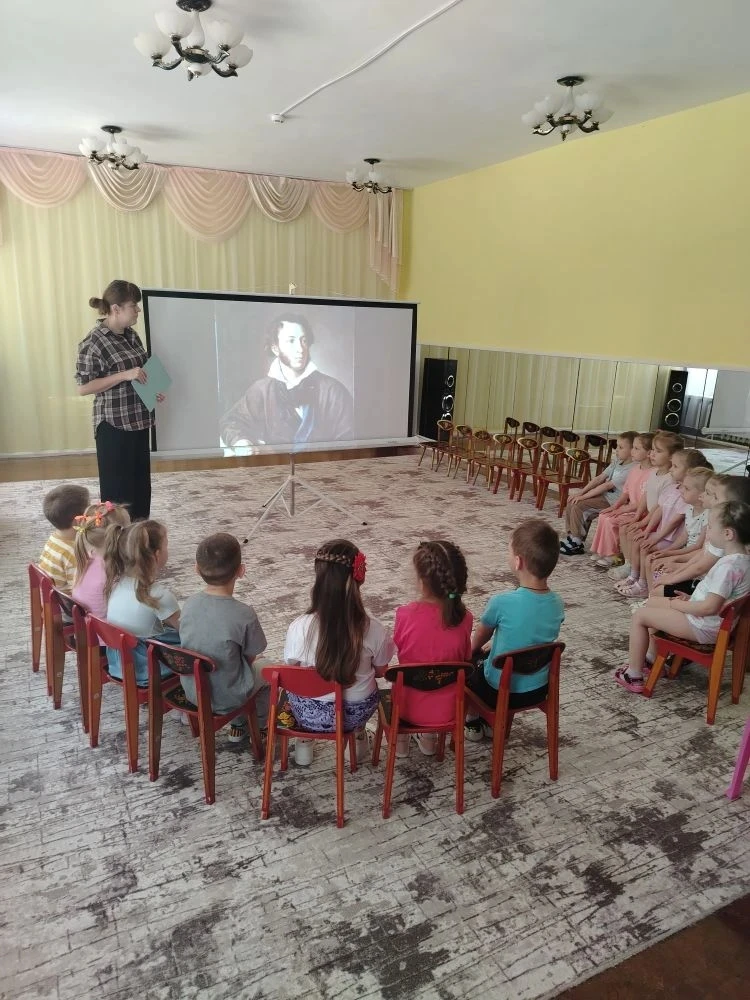 ✨В преддверии празднования Дня рождения А.С. Пушкина, который отмечается 6 июня,
дети с большим инте