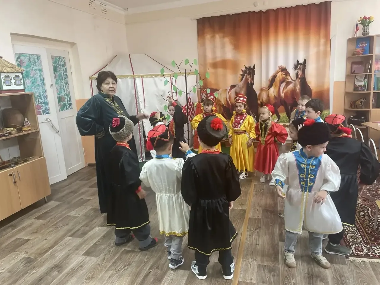 🌸☀️ В нашем детском саду прошло особенное, очень теплое и душевное мероприятие, посвященное священн