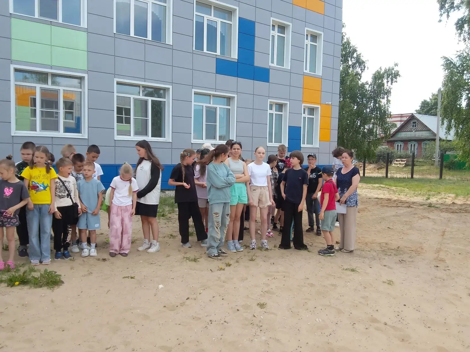 🔥 День безопасности и знаний: как мы провели сегодняшний день в школьном лагере!

День был по-насто