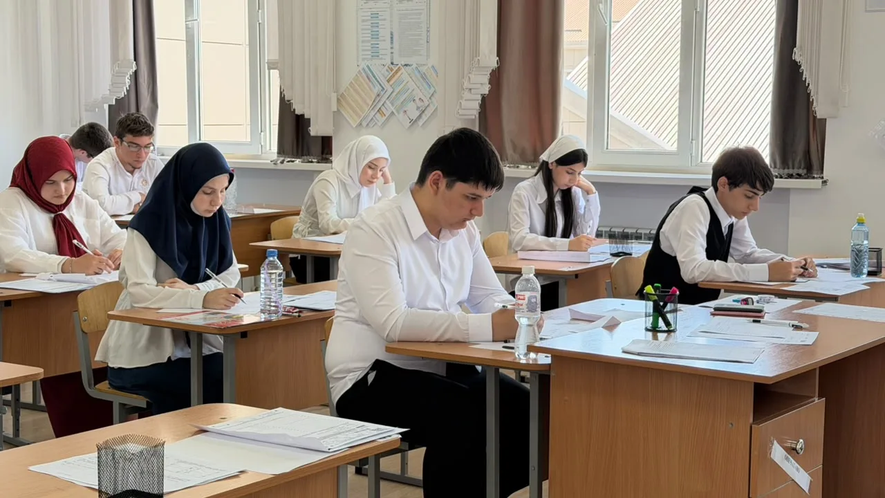 В НАДТЕРЕЧНОМ МУНИЦИПАЛЬНОМ РАЙОНЕ ЗАВЕРШИЛСЯ ОЧЕРЕДНОЙ ЭТАП ОСНОВНОГО ГОСУДАРСТВЕННОГО ЭКЗАМЕНА (ОГ
