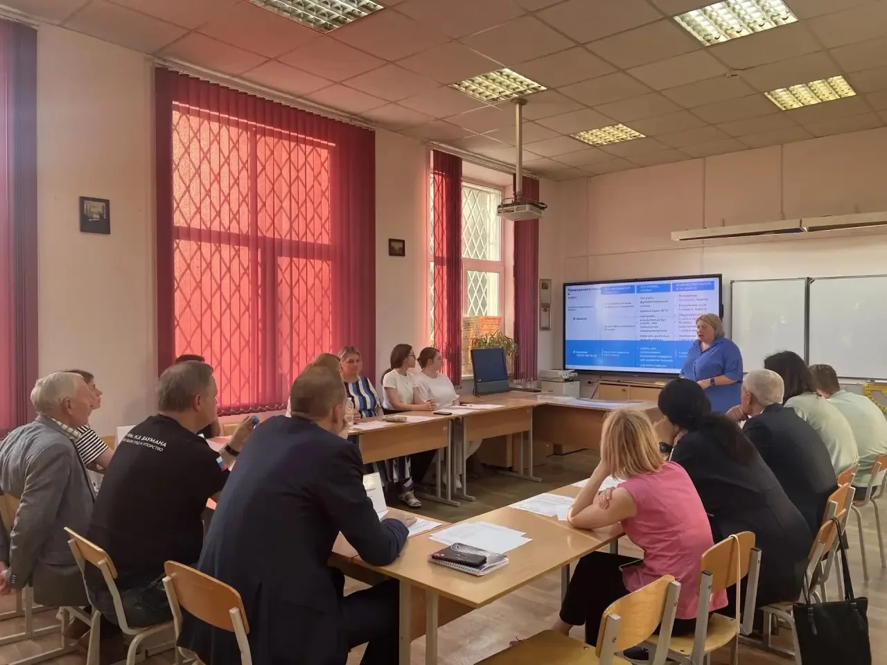 🏫 В Бауманской инженерной школе №1580 прошло заседание Управляющего совета, на котором подвели итог