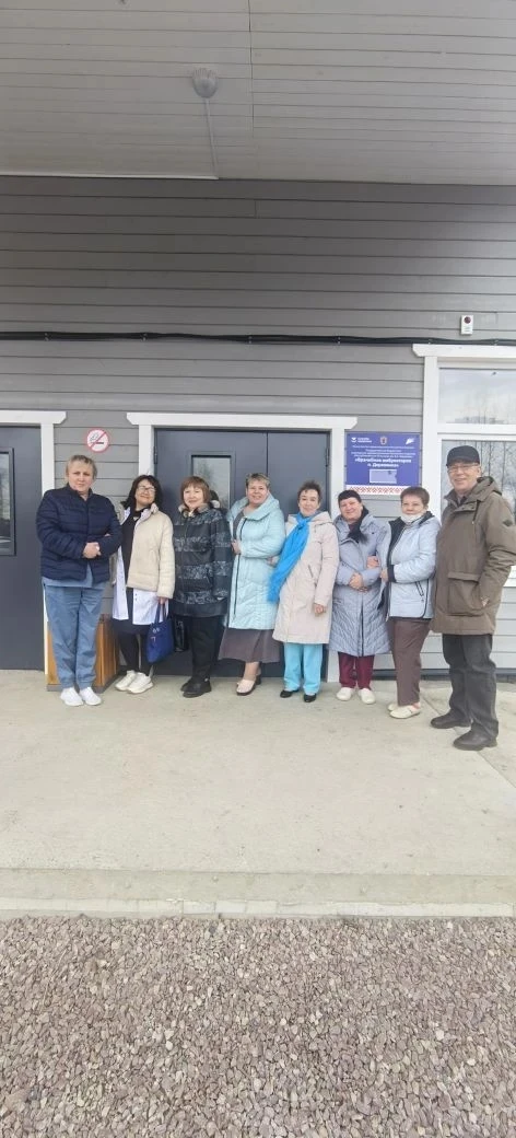 🎉 Вчера состоялось открытие новой Врачебной амбулатории в п.Деревянка

Поздравить с открытием пришл