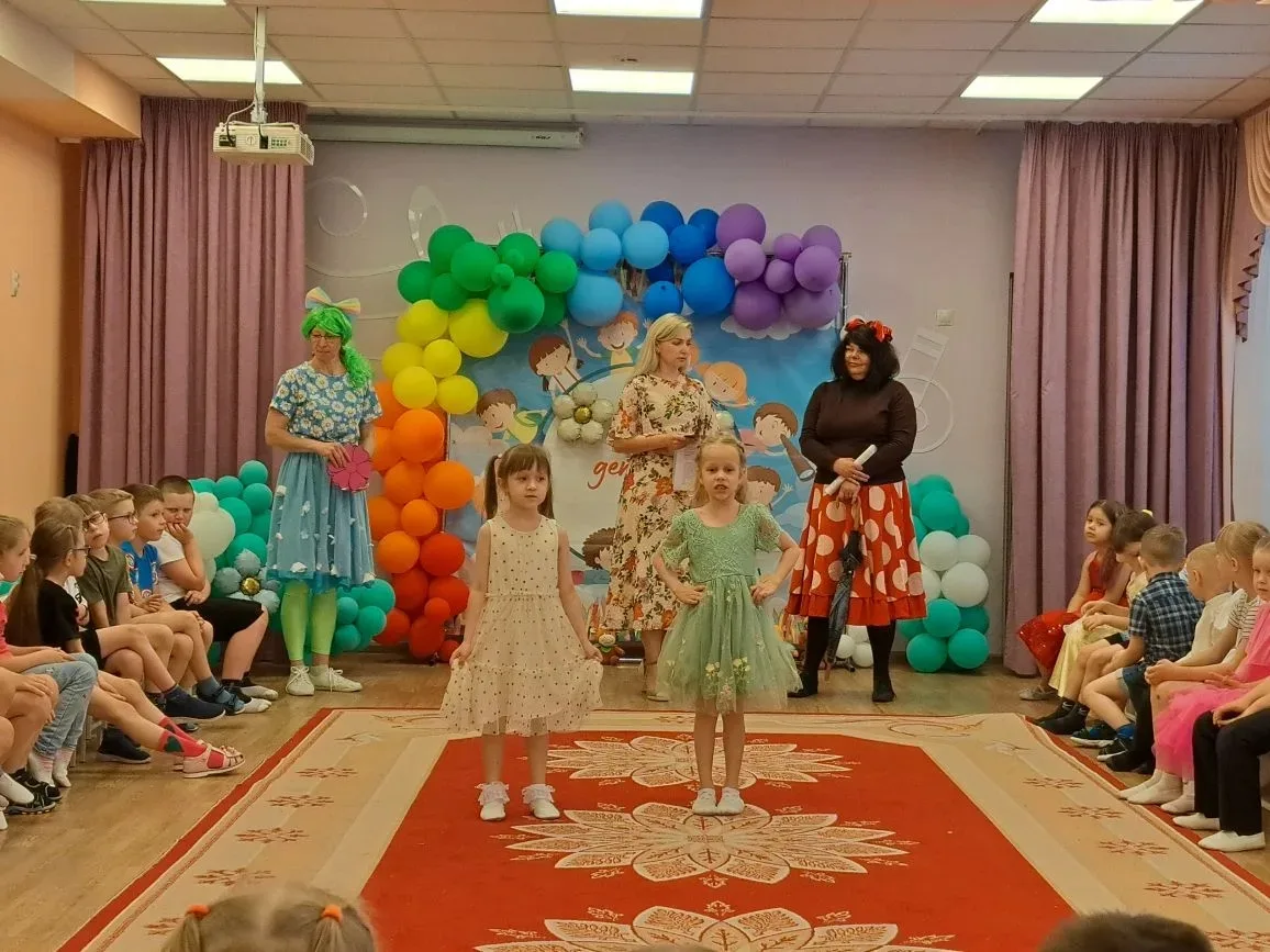 👦👧 1 июня традиционно для всех групп прошел праздник «День защиты детей», который совпадает  с нач