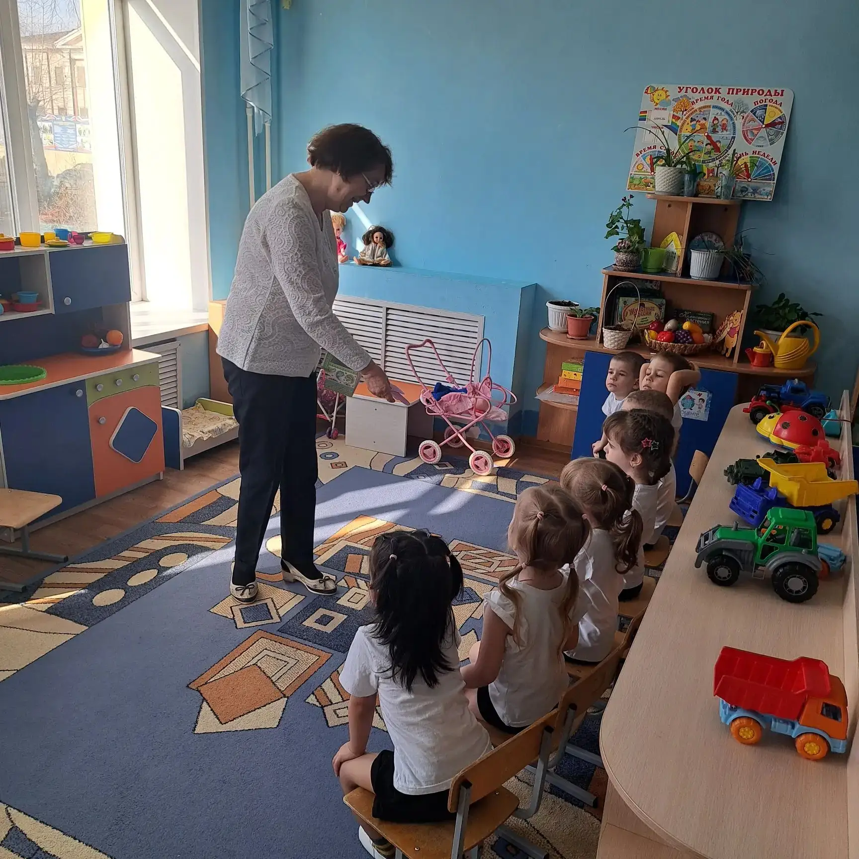 Неделя психологии в детском саду .
Задействованы все участники педагогического процесса.Педагори,род