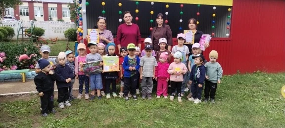 Летняя сказка» в «Рябинке»: подведены итоги конкурса на лучшую беседку

В детском саду «Рябинка» зав
