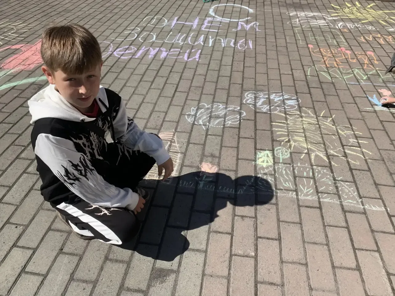 1 июня - День Защиты Детей 🎉

Сегодня учащиеся нашей школы поучаствовали в летнем празднике, показа