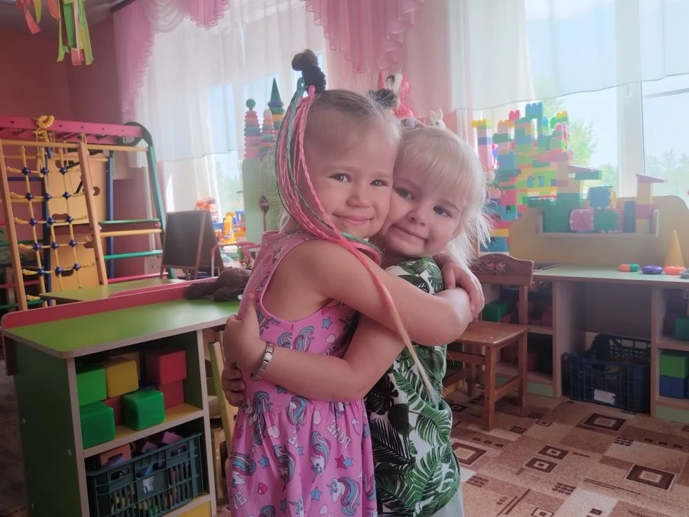 👫 Международный день друзей в детском саду: праздник дружбы и улыбок! 💛

В нашем детском саду этот