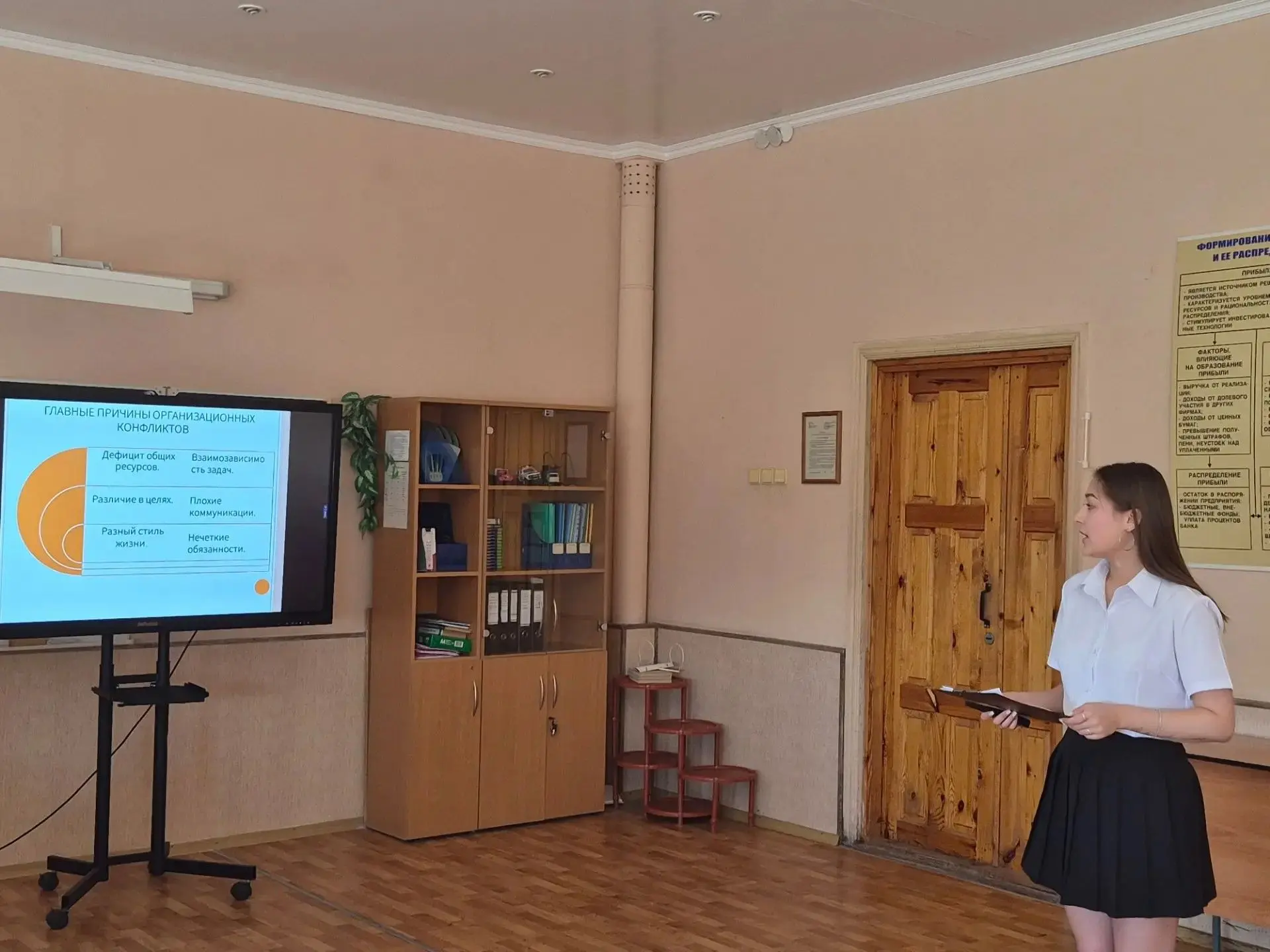 С 15.06.2026 г. в колледже успешно стартовала защита дипломных работ и проектов по специальностям:
2