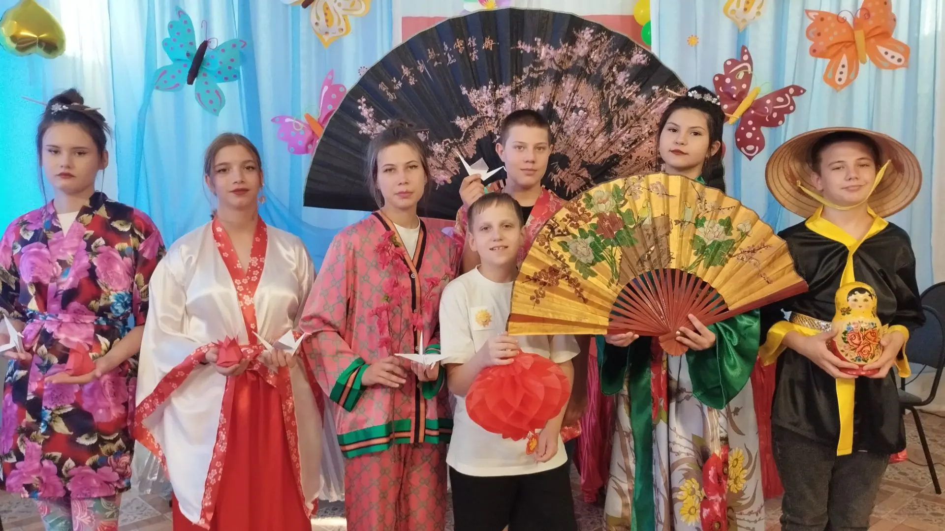 🇯🇵✨
Сегодня в лагере «Солнечный город» Новоаннинского ЦПД — День Японии! 🎌
Наш лагерь превратился