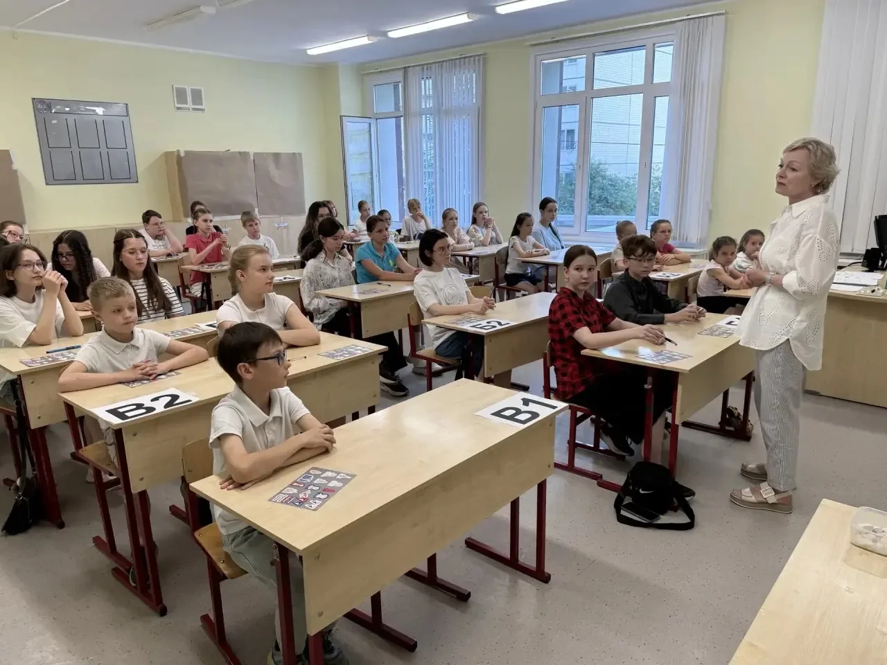 Пушкинский диктант объединил гимназистов даже на каникулах 📚

Несмотря на летний отдых, в кабинете 