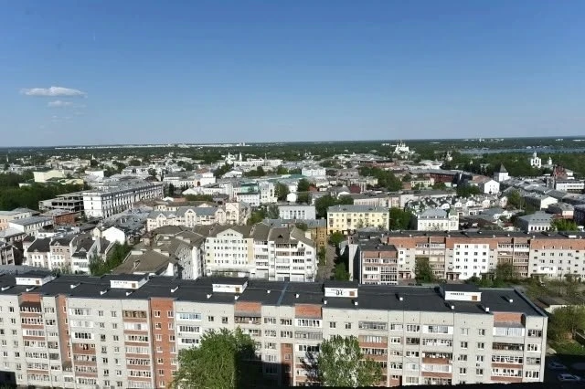 Ярославна подала в суд на управдом из-за некультурного дворника

👉 https://soroka-news.ru/yaroslavn