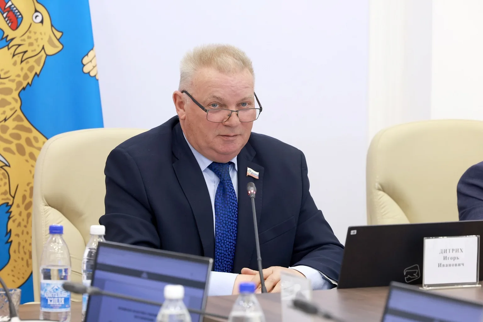 #прямаяречь

«На выборы выходят те, кто уже прошёл народную «обкатку». Я убеждён, что кадровый вопро