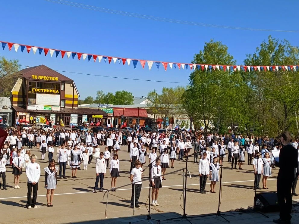 6 мая 2026 года на площади ДК «Юбилейный» состоялся традиционный праздник под открытым небом «Вальс 