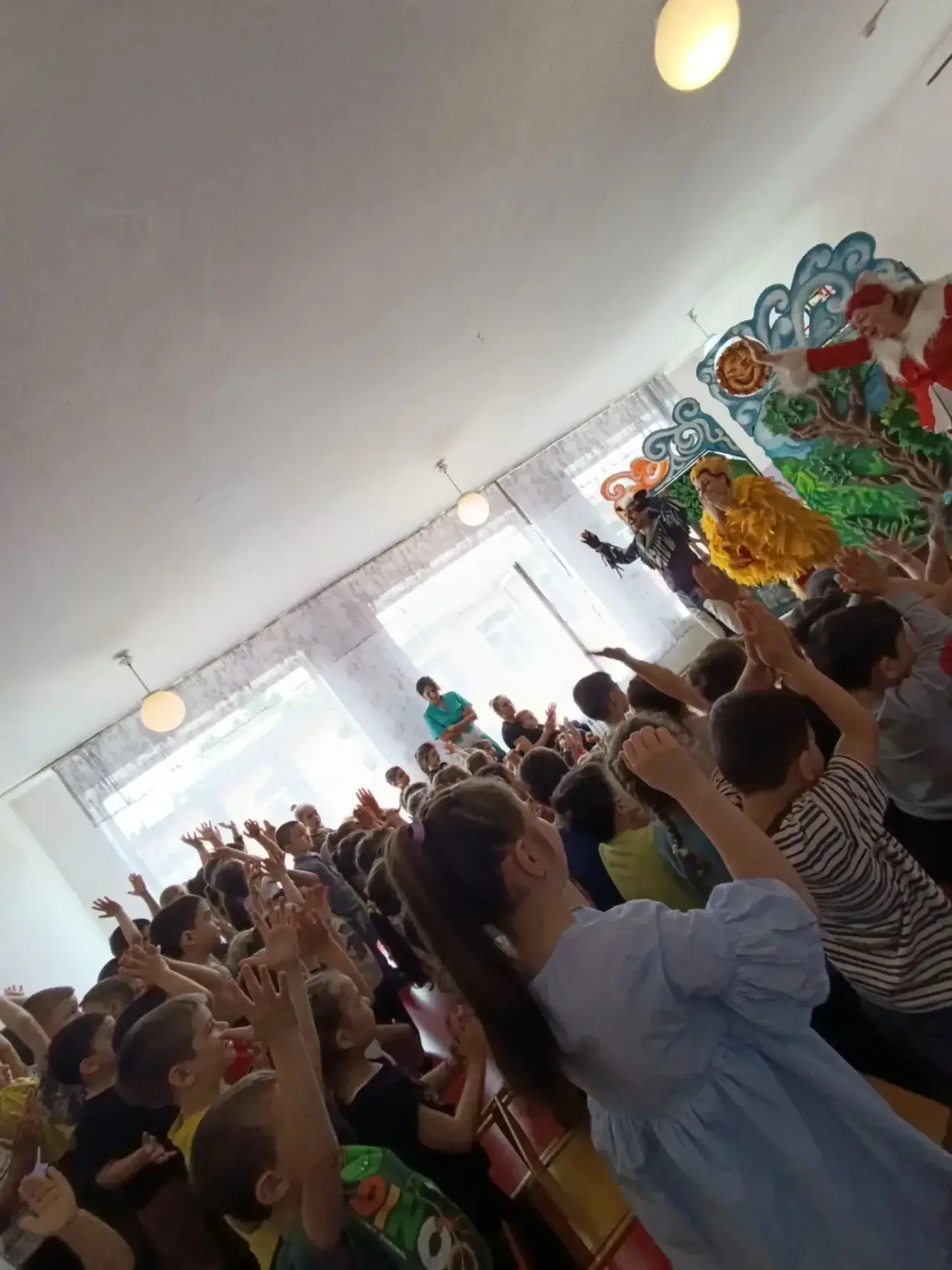 🎭Сегодня сыграли выездную сказку «Золотой цыпленок» для малышей из детского сада № 52.💕🐥