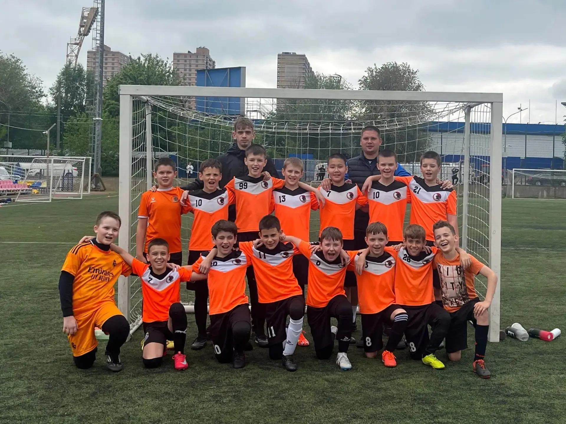 ⚽️В минувшие выходные 18 наших команд принимали участие в городских соревнованиях. 
🏆8 побед, 3 нич