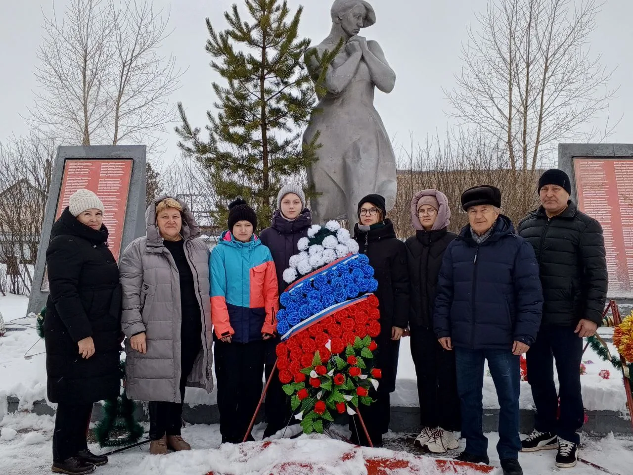 📝Сегодня, 3 декабря 2025 г, в России отмечается День Неизвестного солдата. Именно в этот день, зимо