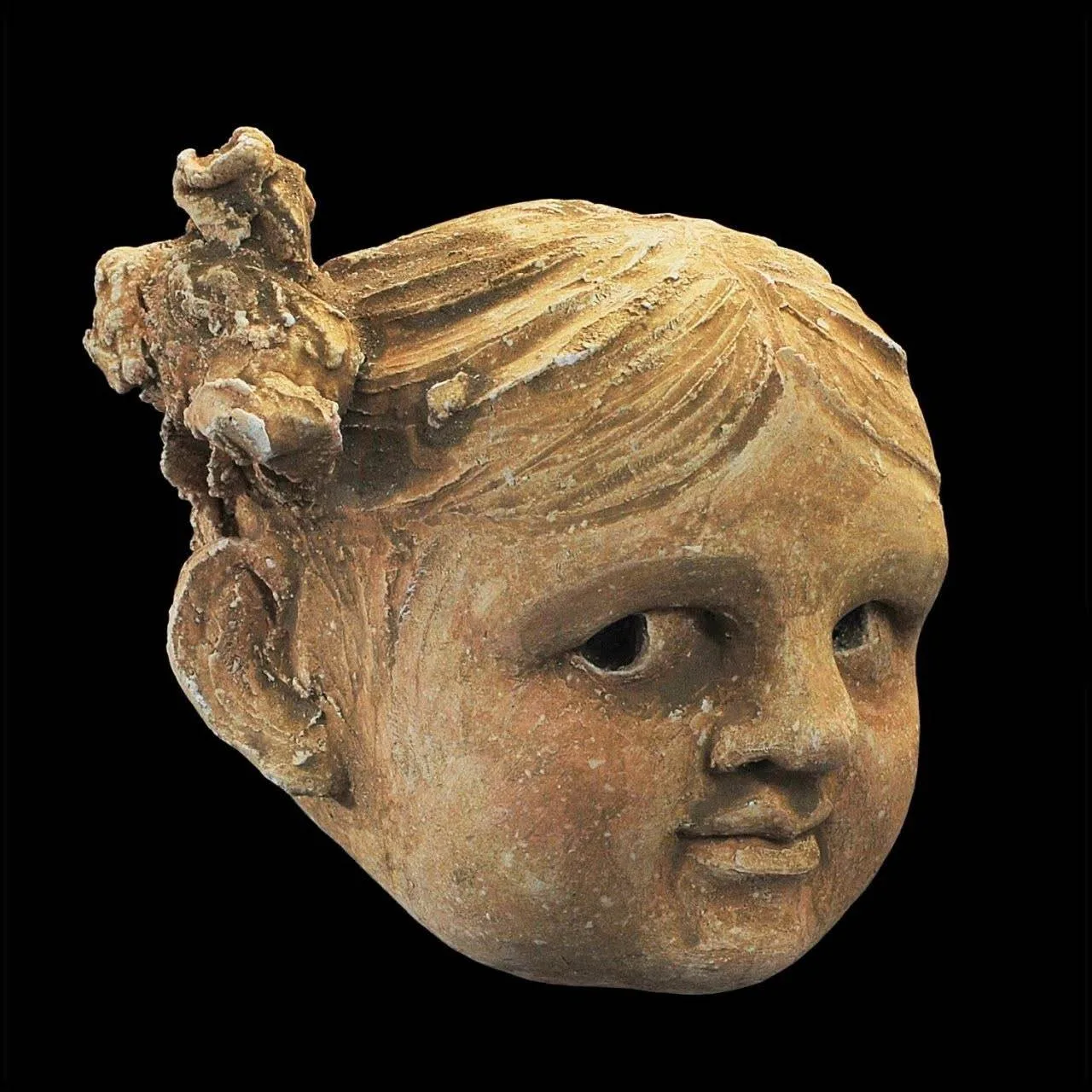 Голова девочки (лепнина, гипс, штукатурка), восточные провинции Римской империи, ок. 200 г. н. э.

П