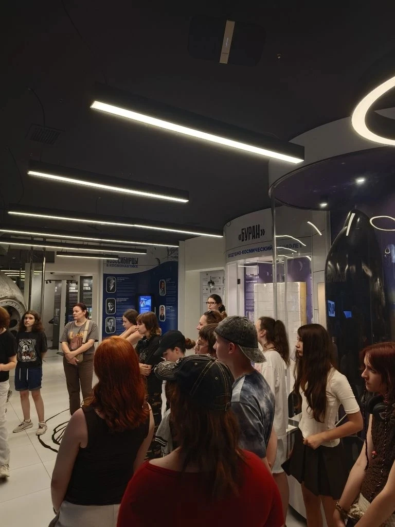 СТАРТ В ЛЕТО

1 класс отделения «Основы Дизайна» с классным руководителем Толматовой Ариной Дмитриев