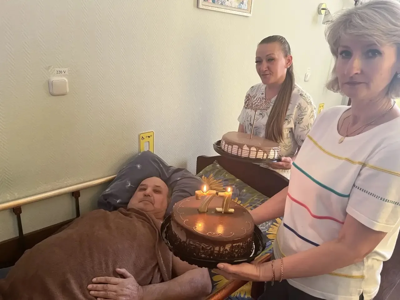 💐Сегодня с днем рождения поздравили нашего получателя социальных услуг Сергея Николаевича Иванова.
