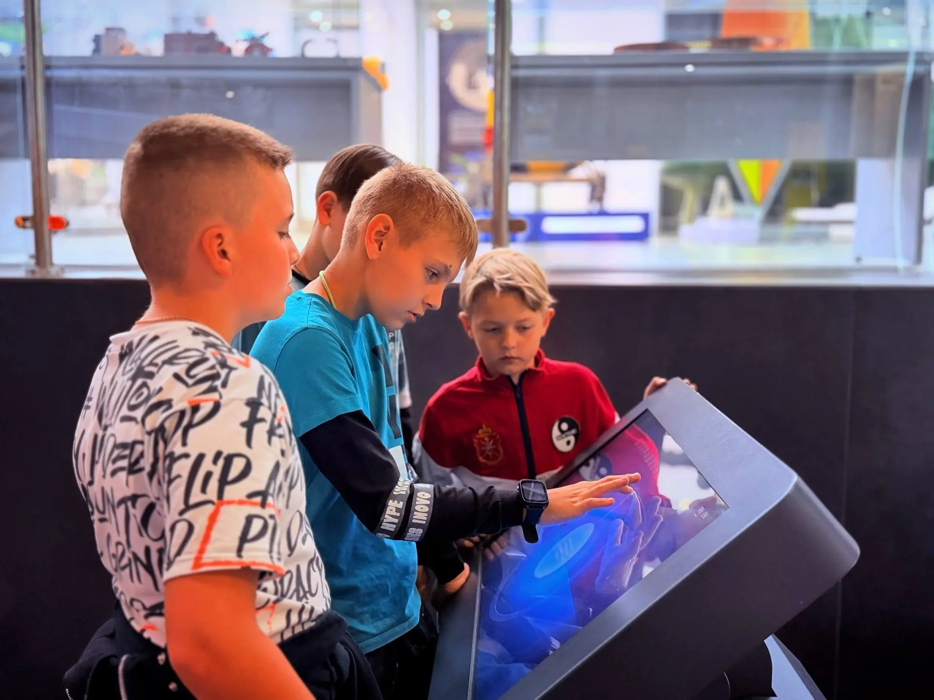 🚀 Путешествие в мир космоса 🌍✨

Обучающиеся нашего центра образования побывали на экскурсии в Госу