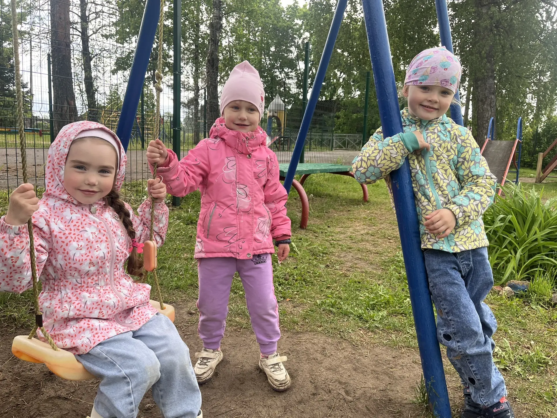 9 июня отмечается Международный день друзей, учрежденный для укрепления дружеских уз. 9 июня — это н