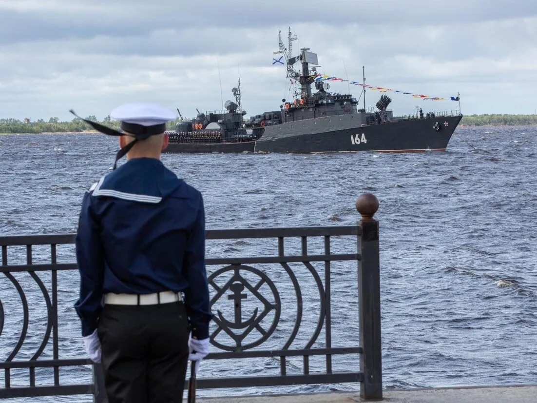 ⚓ Воскресный путеводитель: празднуем День ВМФ в Архангельске ⚓

Ловите расписание главного морского 