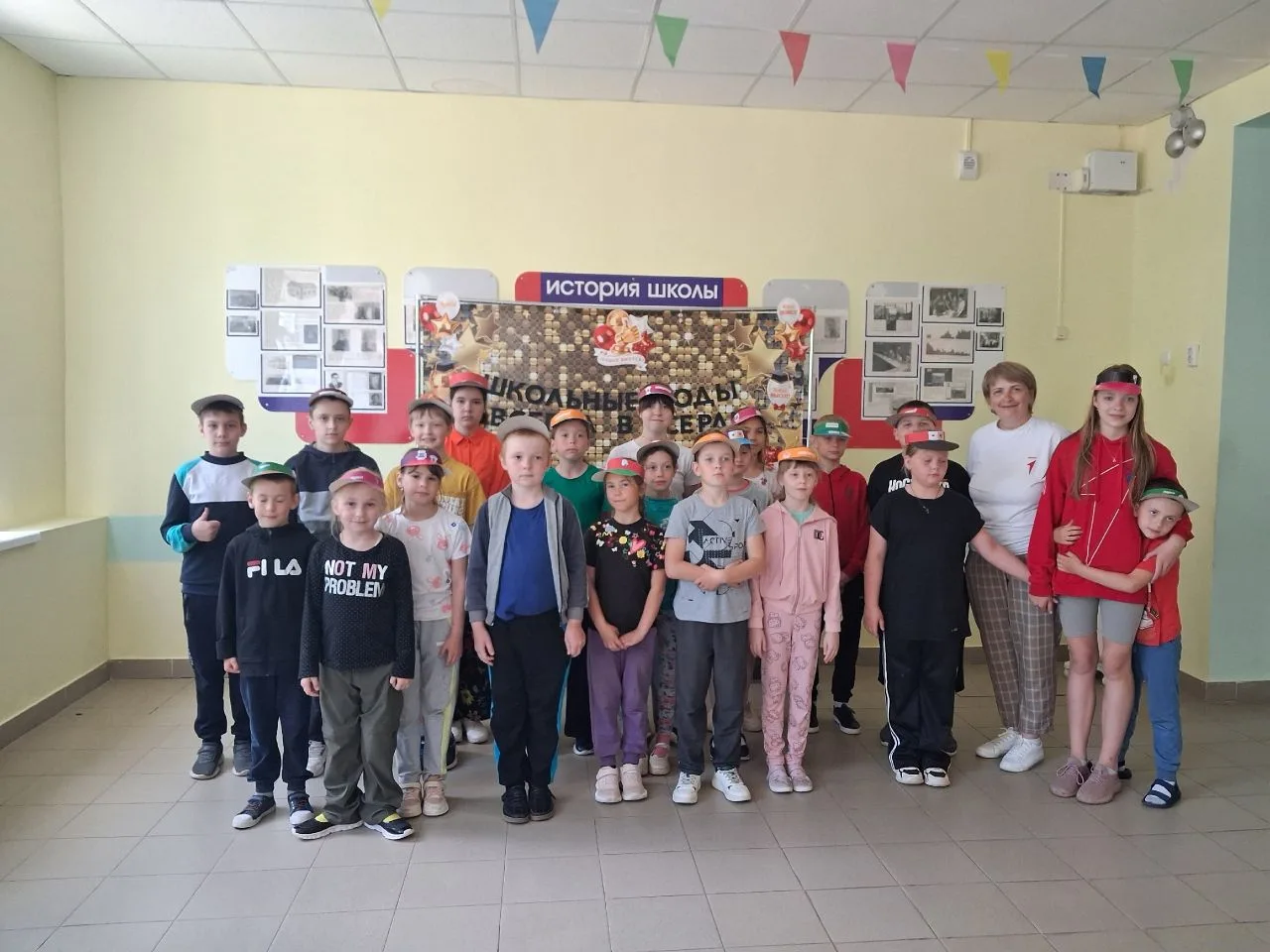 Третий день в пришкольном лагере дневного пребывания 

 День выдался по-настоящему летним: жаркое со