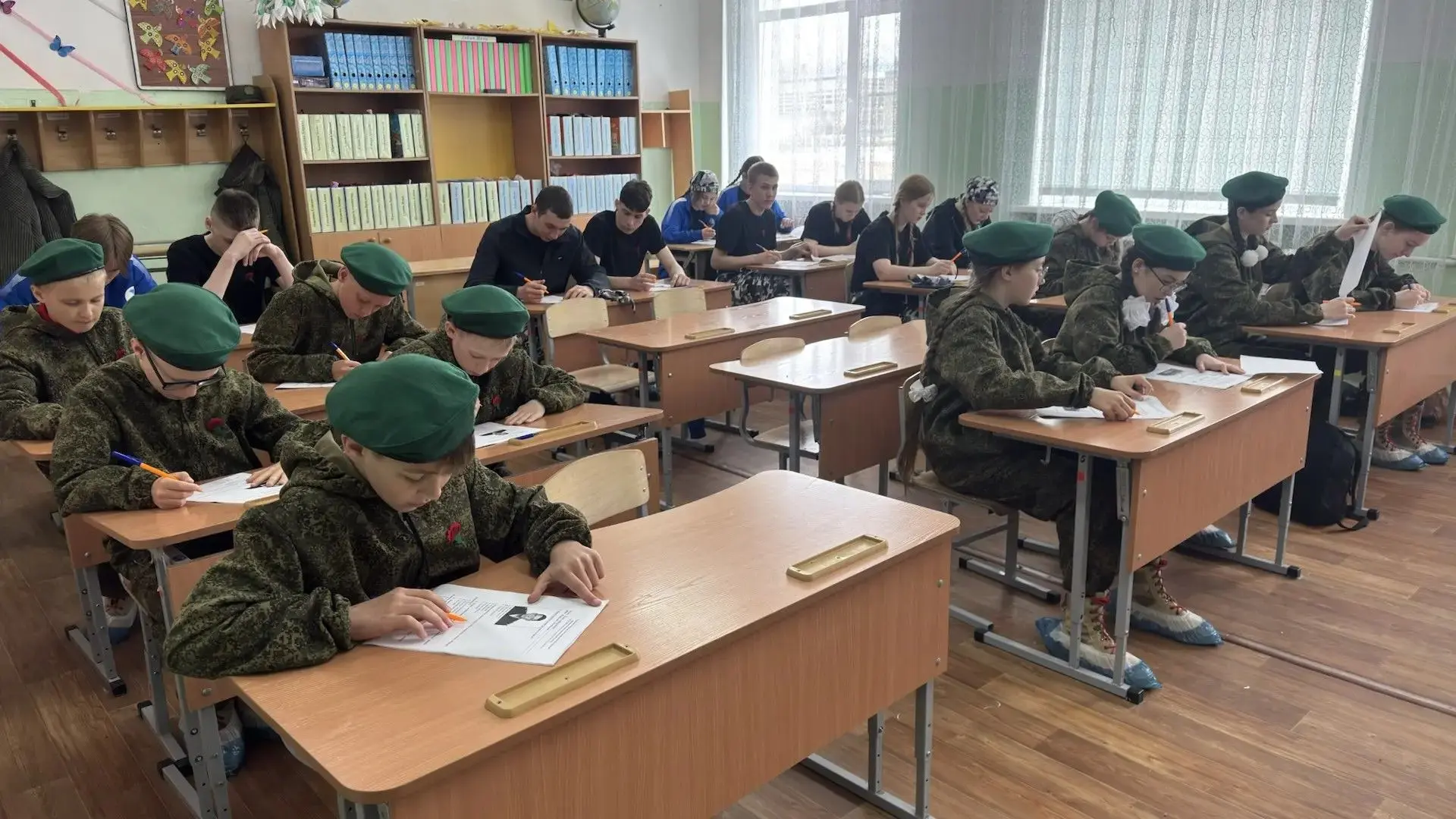 Приступили к первому отрядному состязанию «Военно-политическая подготовка»